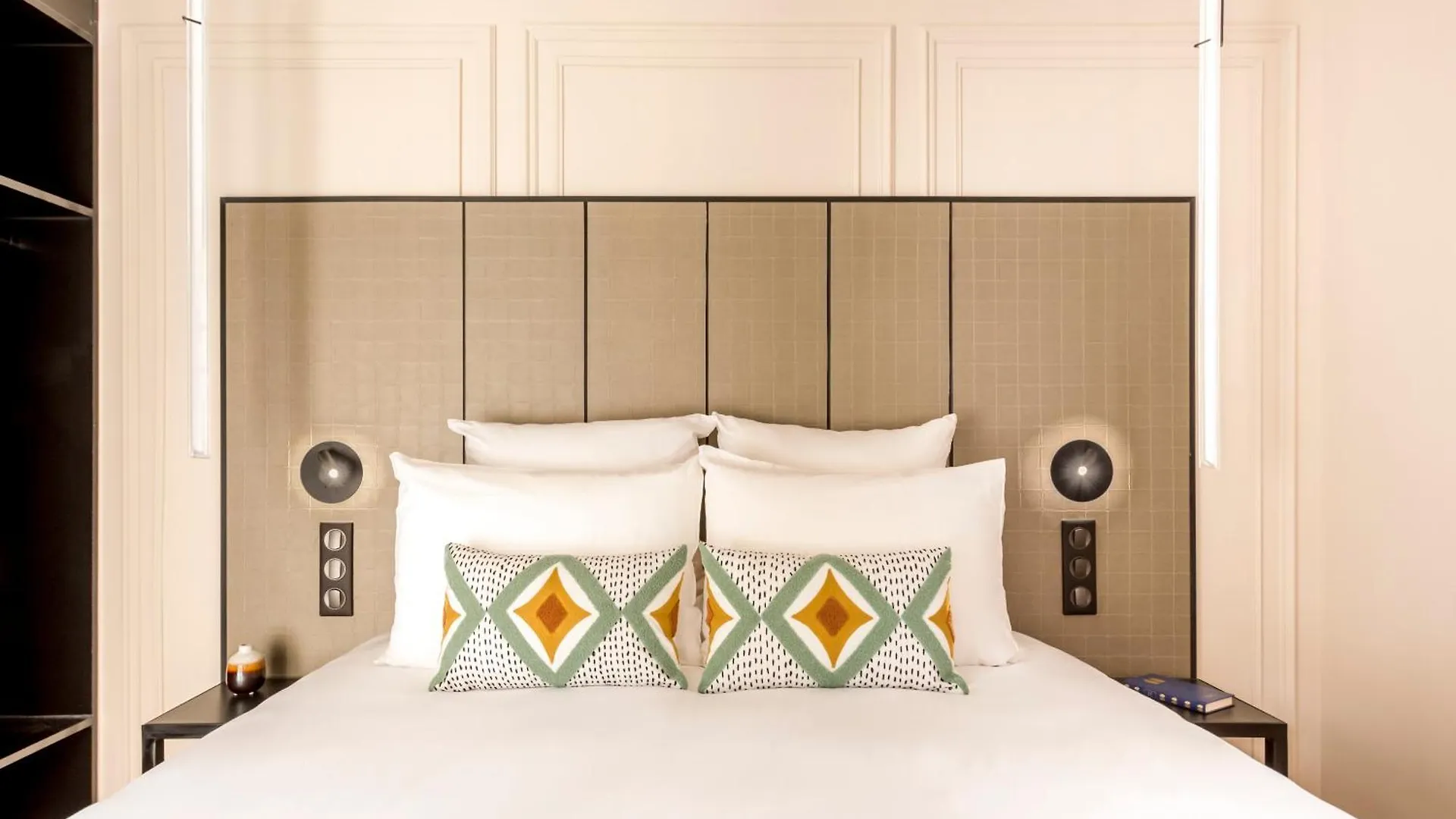 Apartment Merveil - Luxury -marais - Bvd Saint Denis Paris